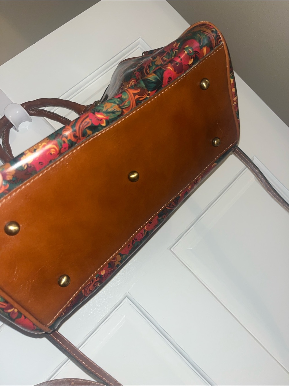 Patricia Nash Floral Patent Leather Satchel Handbag - Red & Brown - Picture 3 of 8